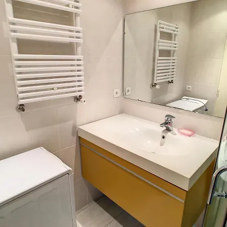 Trident Sea View 104 Cannes